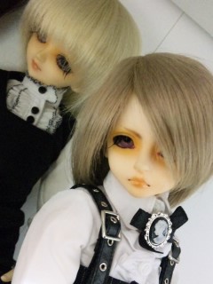 �J��������