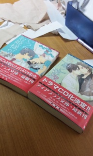 ���j����