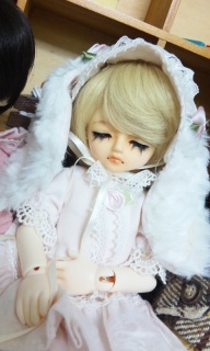 ���q����