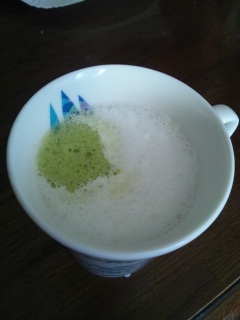 �������e