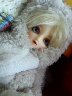 �������