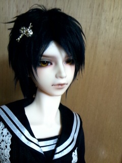 ���T����