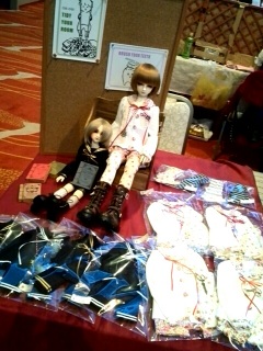 �A�C�h�[��